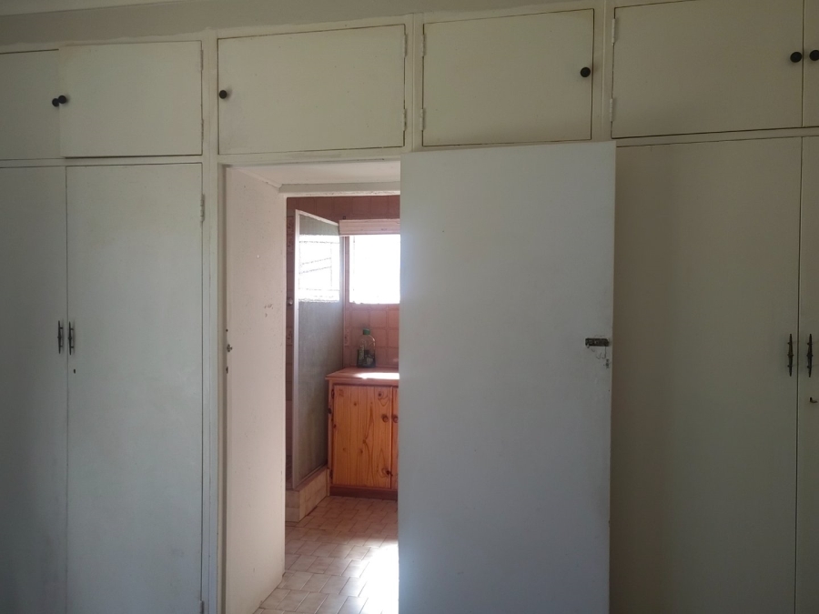 4 Bedroom Property for Sale in Heuwelsig Northern Cape
